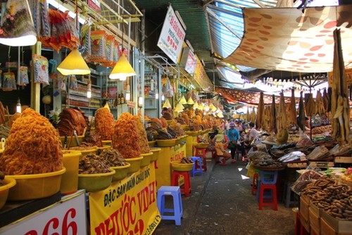 Le marché aux saumures de Chau Doc - ảnh 3
